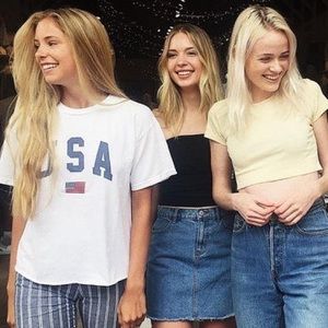 Brandy Melville USA Aleena Top (PRICE IS FIRM)